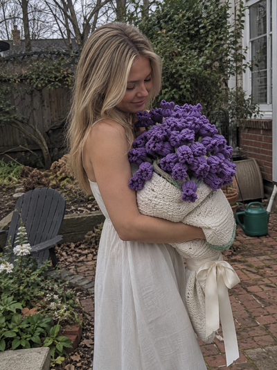 The Everpetal Bouquet Blanket