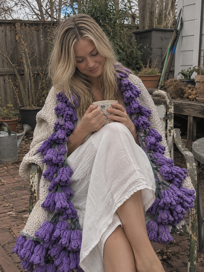 The Everpetal Bouquet Blanket