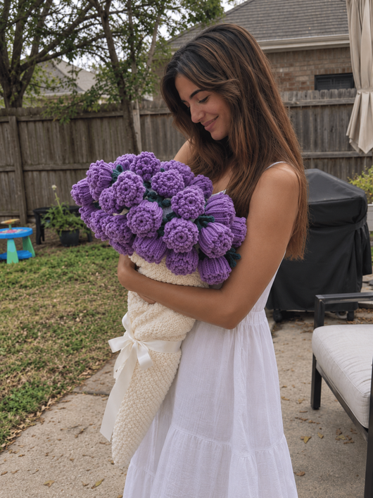The Everpetal Bouquet Blanket